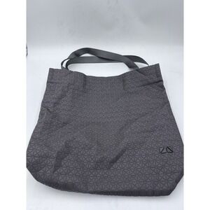 BAOBAO ISSEY MIYAKE CART ONE-TONE TOTE BAG